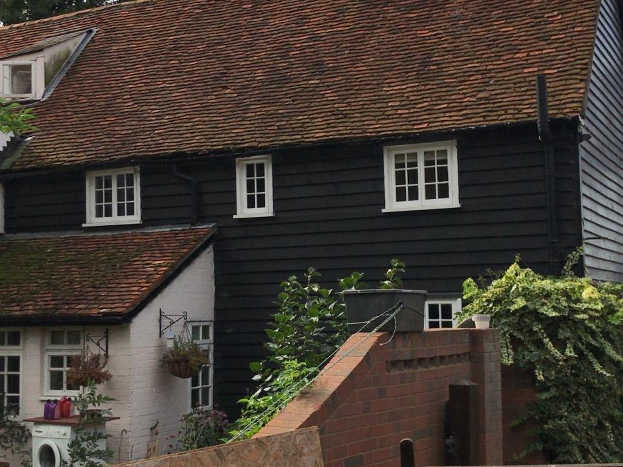Listed Cottage Double Storey Extension and Pool House in Ingatestone — project image 1