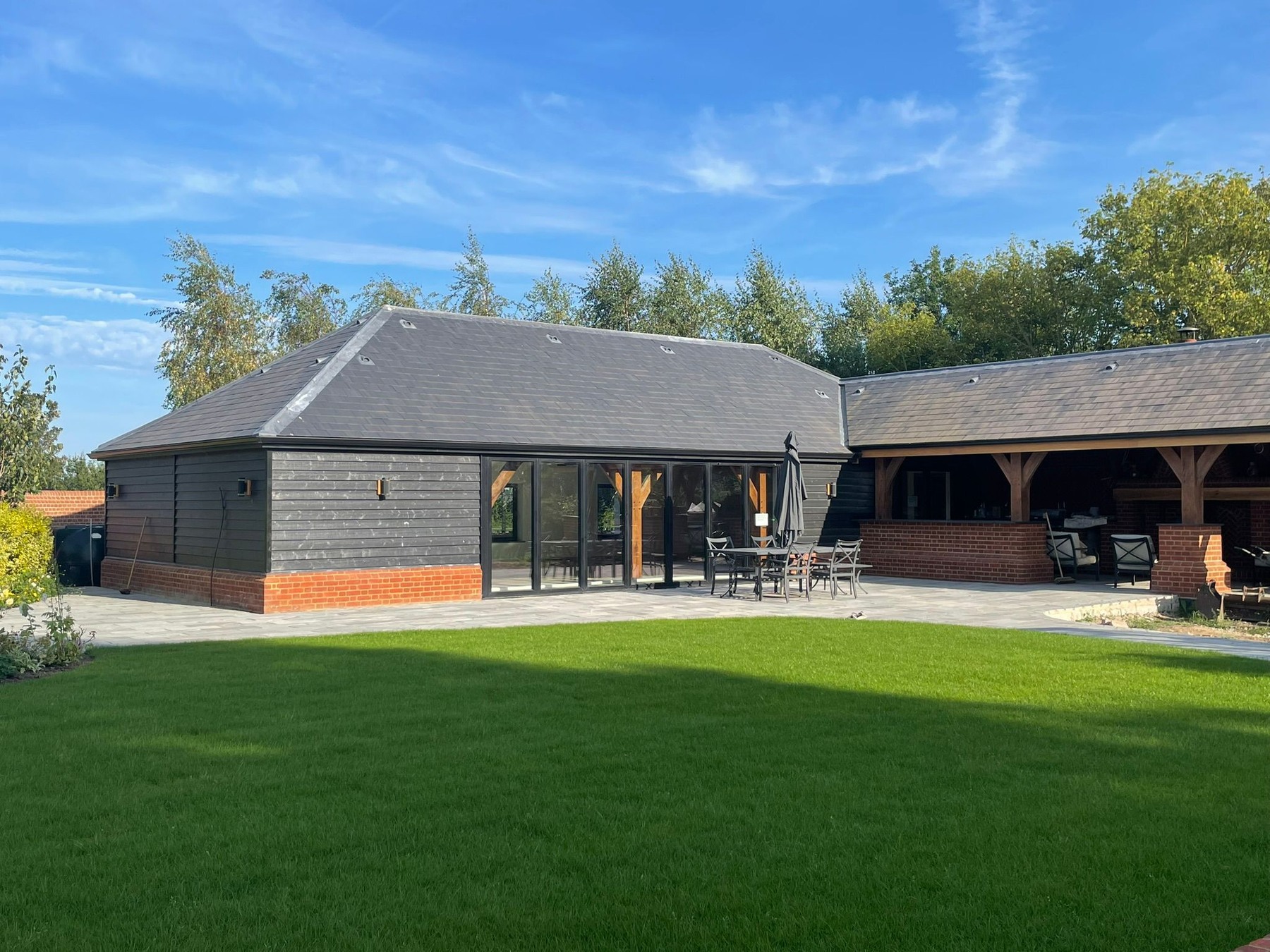 Listed Cottage Double Storey Extension and Pool House in Ingatestone — project image 27